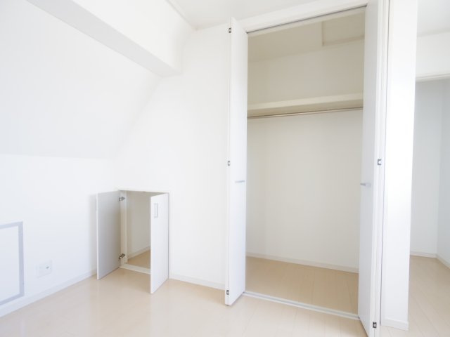 本町２丁目戸建の収納