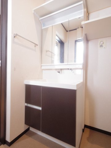 本町２丁目戸建の洗面所