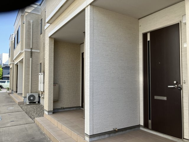 クリスタルレオのエントランス