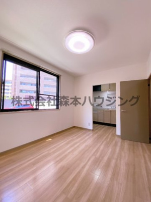 【居間・リビング】 | 　サニーハイツ香里園 | おしゃれな居間です