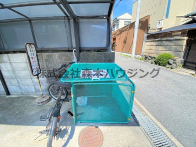 【その他共用部分】 | 　サニーハイツ香里園 | 専用ごみ置き場です