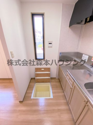 【収納】 | 　サニーハイツ香里園 | 床下収納が付いてます