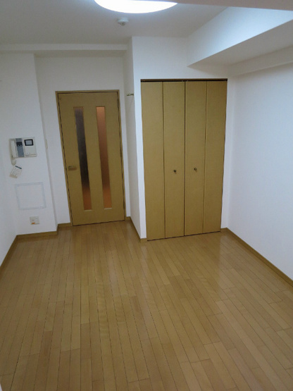 【寝室】プレサンス神戸三宮
