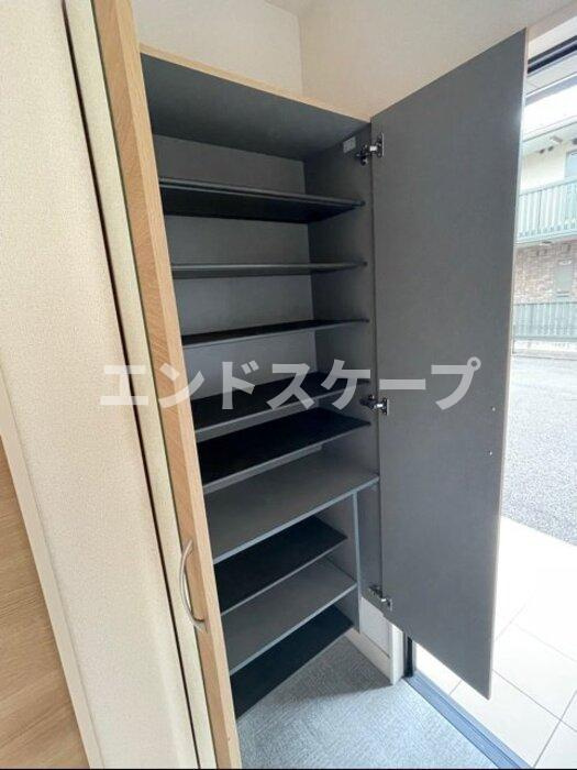 グリーンプラザの玄関|高崎、前橋、伊勢崎エリアのお部屋探しはエンドスケープまで！お客様の理想お聞かせ下さい♪