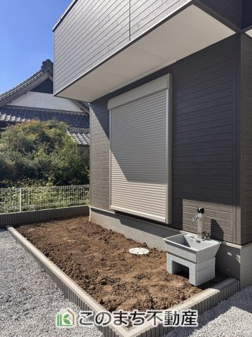 LiveleGarden.S下野市上大領の庭|お庭スペースには便利な立水栓がついてます♪