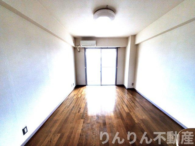 【居間・リビング】 | エクセルかちどき橋 | ゆったりとした居間です
