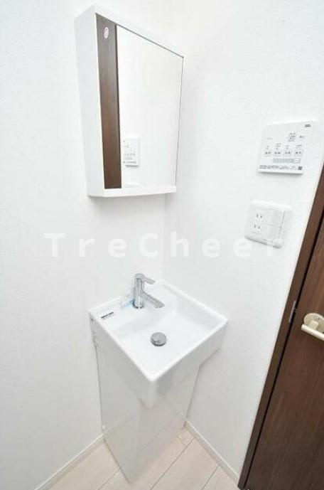 グランクオール蕨南町の洗面所