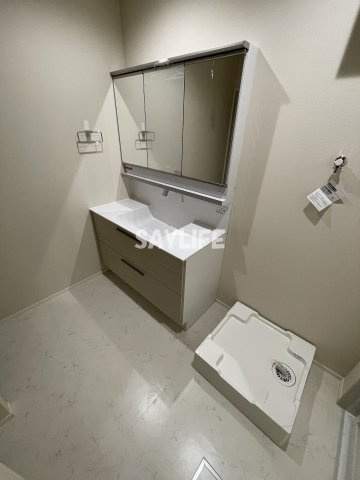 ウエスタンハイツ18の洗面所