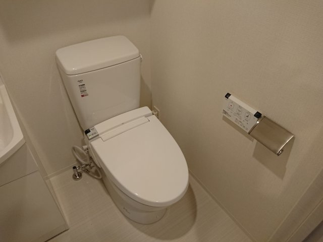 HY’S新小岩のトイレ