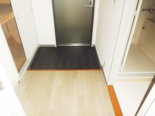 プリメーラリヨンⅡの玄関