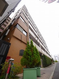 アールケープラザ横浜Vの外観