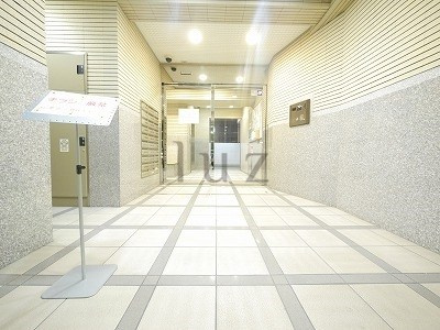 アールケープラザ横浜Vのエントランス