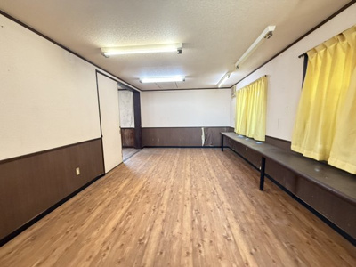 【居間・リビング】 | 神原２丁目店舗