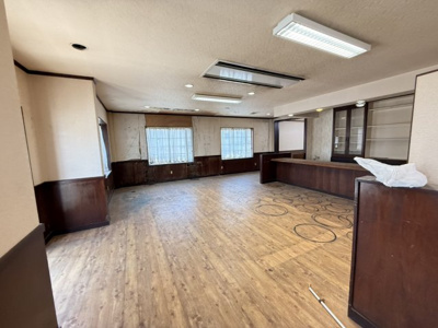 【居間・リビング】 | 神原２丁目店舗