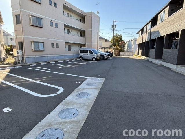 ブルーリバーの駐車場