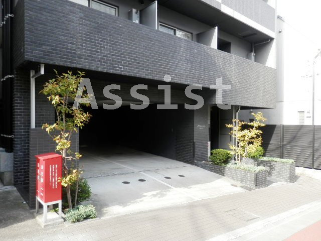 フェニックス品川小山のエントランス