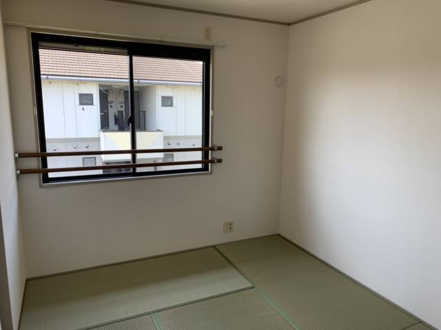 アークフラッツ　C棟の和室