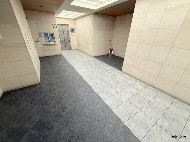 アーバンフラッツ難波東　仲介手数料無料のロビー