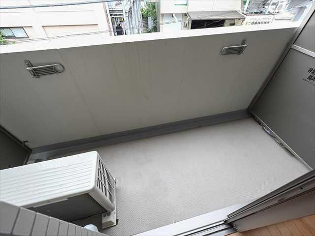 スカイコート板橋五番館のバルコニー