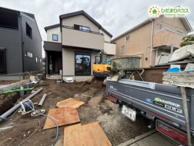 熊谷市拾六間　第7　新築一戸建て　リーブルガーデン　02の駐車場