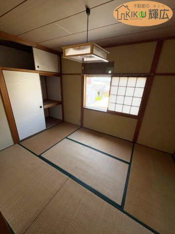 明石市魚住町清水　中古戸建の寝室