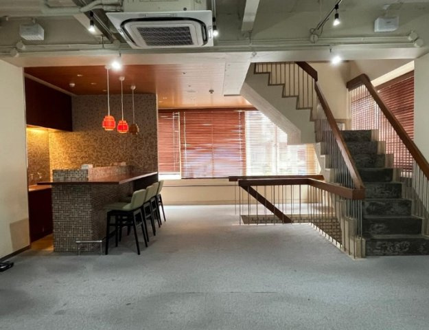 元ＩＮＤＥＮ本社ビルのロビー