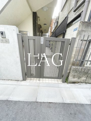 【エントランス】 | パルテール | エントランスです。