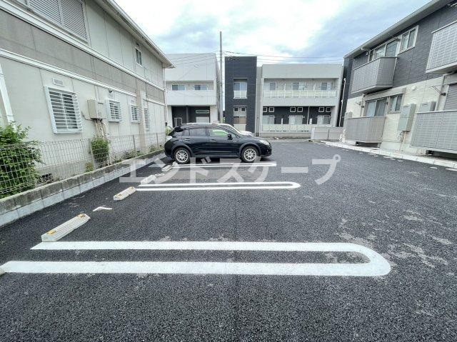 プランドールの駐車場|高崎、前橋エリアのお部屋探しはエンドスケープまで！お客様の理想お聞かせ下さい♪