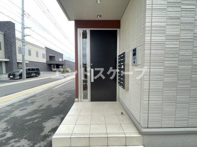 プランドールのエントランス|高崎、前橋エリアのお部屋探しはエンドスケープまで！お客様の理想お聞かせ下さい♪