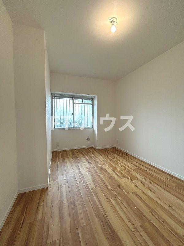コンフォート津田沼壱番館の洋室
