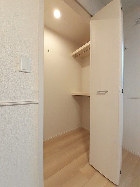 ヴィヴァーチェ郡の収納