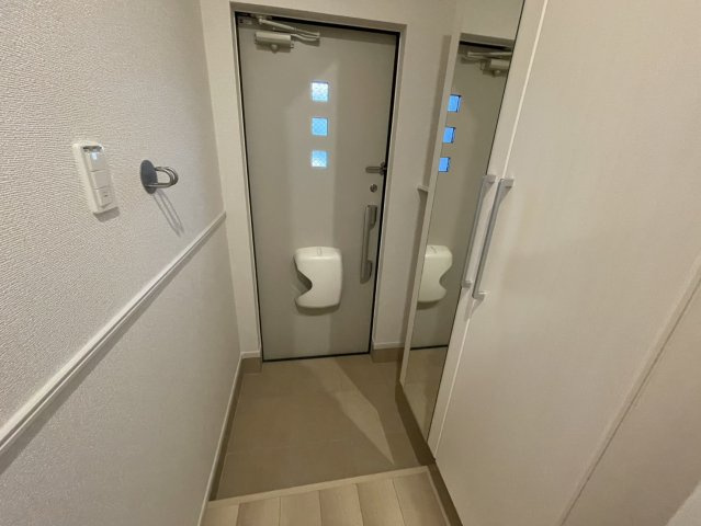 ヴィヴァーチェ郡の玄関