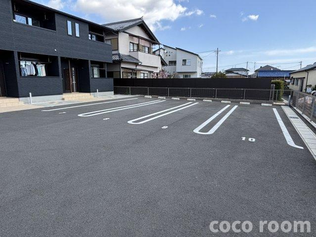 ヴィヴァーチェ郡の駐車場