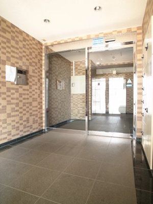 【エントランス】 | 新千葉小川マンション | 外部の方は、こちらでシャットアウト