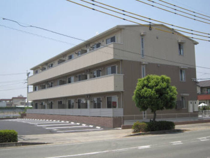熊本市東区下江津８丁目のアパート