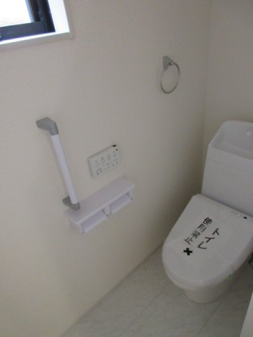 【仲介手数料無料】新築戸建　深谷市稲荷町北6-15（全3棟）のトイレ