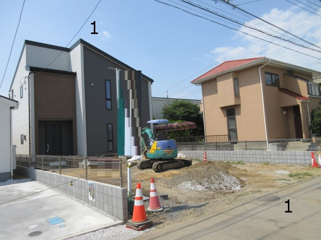 【仲介手数料無料】新築戸建　深谷市稲荷町北6-15（全3棟）の前面道路含む現地写真