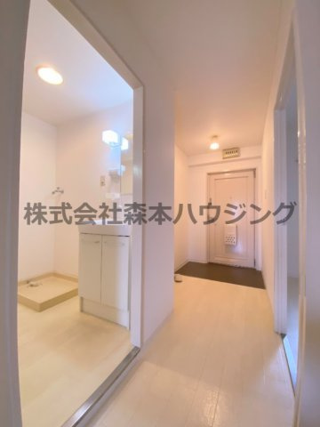 【内装】 | 　ウエストプラザ | 中はこのようになっています