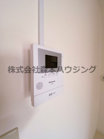 【セキュリティ】 | 　ウエストプラザ | TVモニターフォンで安心です