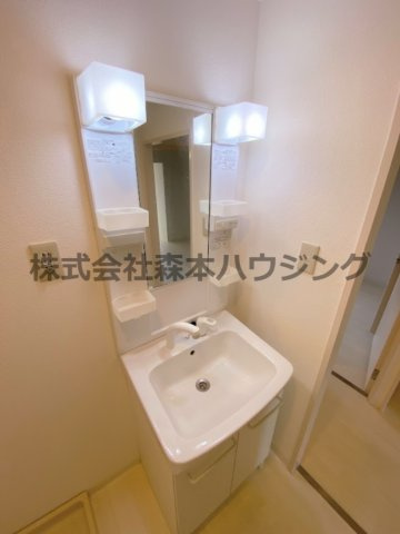 【独立洗面台】 | 　ウエストプラザ | 使いやすい独立洗面台です