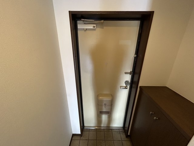 コンプリチェKATAYAMAの玄関