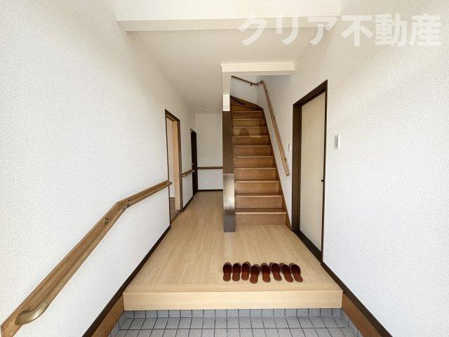【玄関】 | 前橋市二之宮町中古住宅　リフォーム済！