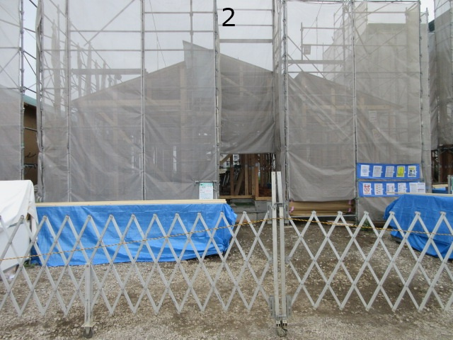 【仲介手数料無料】新築戸建　深谷市稲荷町北6-15（全3棟）の前面道路含む現地写真
