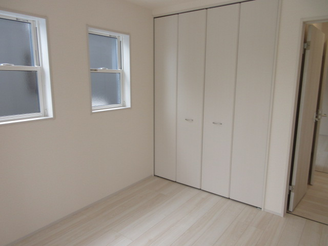 【仲介手数料無料】新築戸建　深谷市稲荷町北6-15（全3棟）の洋室