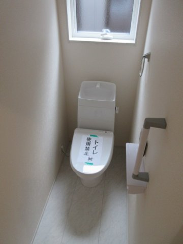 【仲介手数料無料】新築戸建　深谷市稲荷町北6-15（全3棟）のトイレ