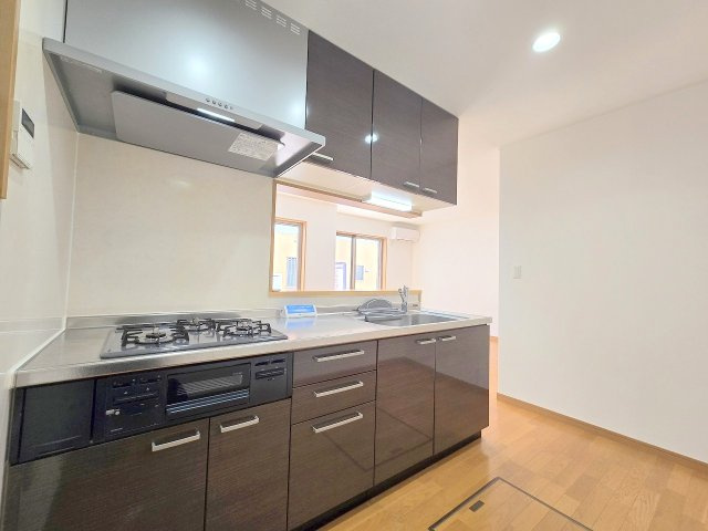 青梅市新町7丁目　中古戸建のキッチン