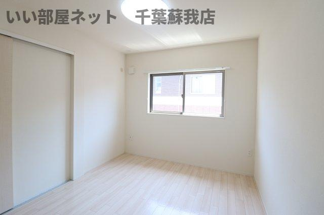ウィズダム・パレスの寝室|使い勝手のいい寝室です