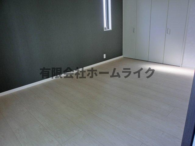 セントヒルズ宝持の洋室