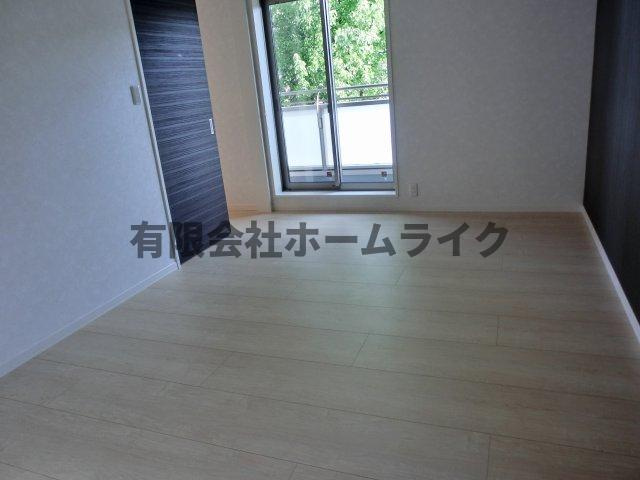 セントヒルズ宝持の洋室