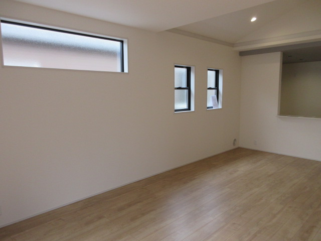 【仲介手数料無料】新築戸建　深谷市稲荷町北6-15（全3棟）の居間・リビング